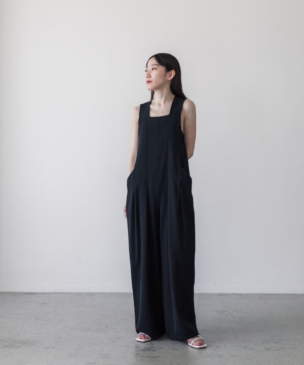 SIWEM(シウム) ONLINE STORE / COMFORT TUCK JUMPSUIT