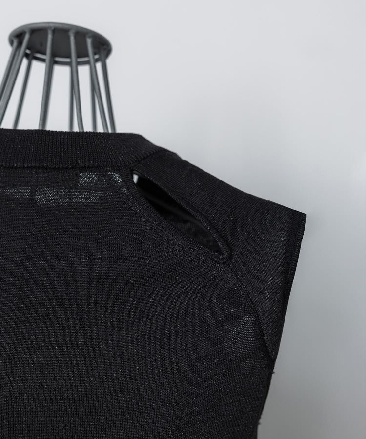 GEMSTONE SLEEVELESS KNIT