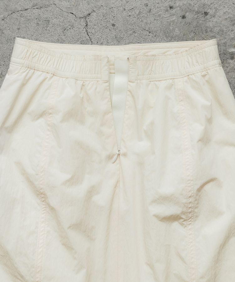 PUFFER STRAIGHT SKIRT